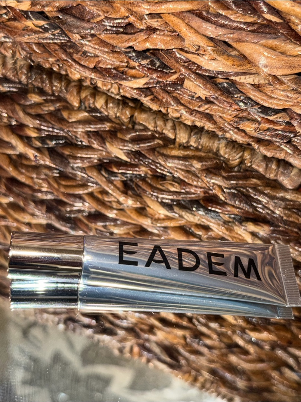 EADEM - Picture 2 of 5